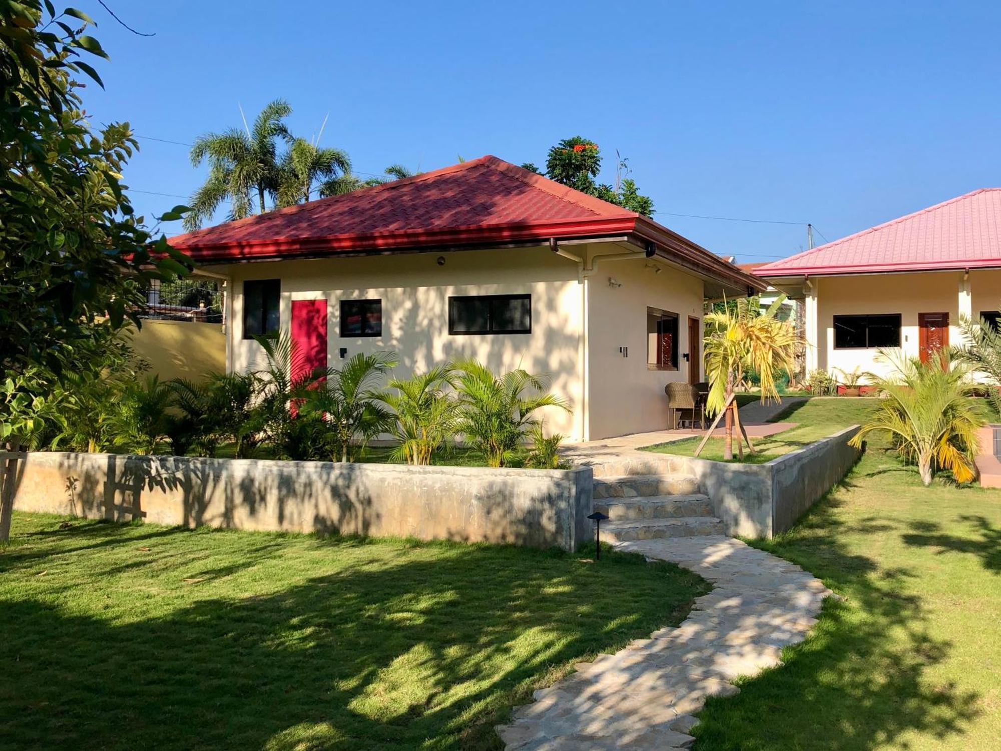 Strutz Art Garden Resort Bangued Luaran gambar