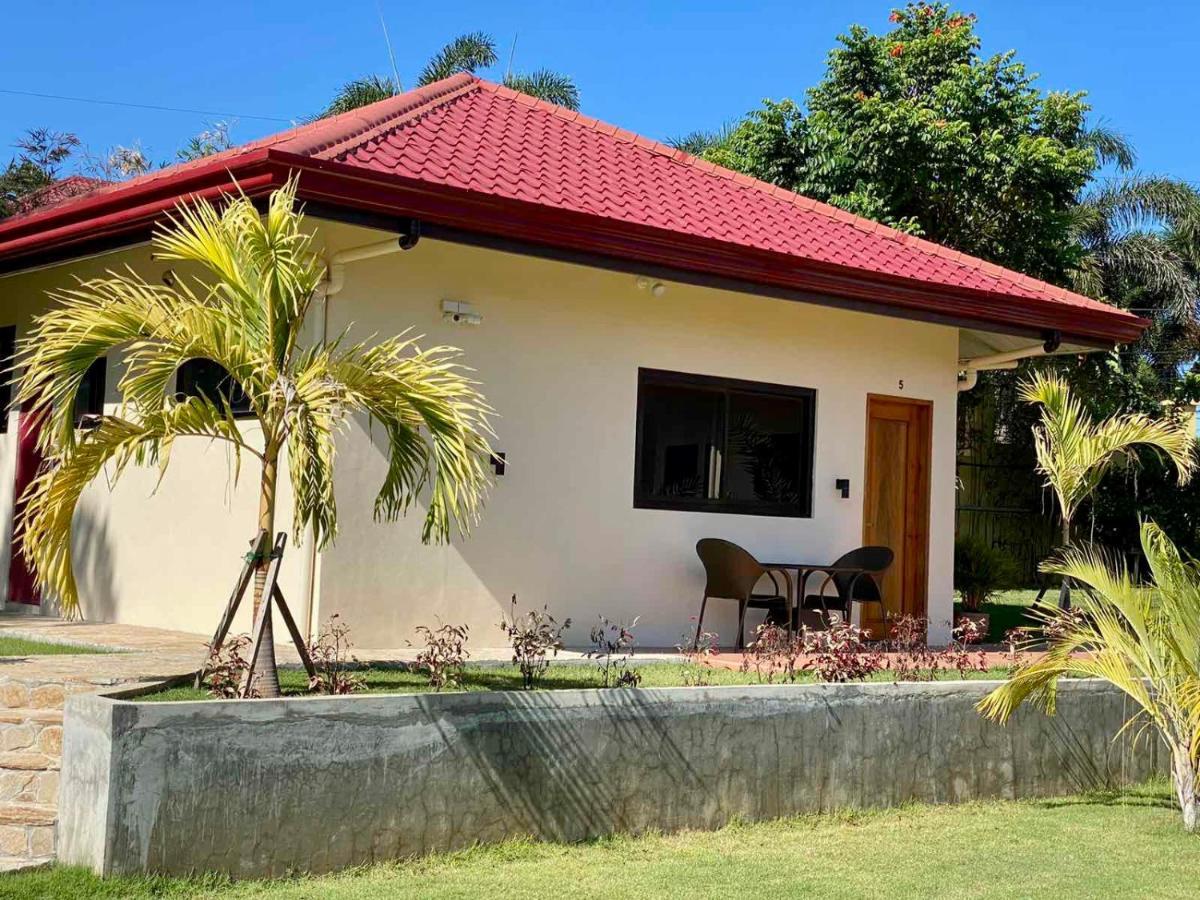 Strutz Art Garden Resort Bangued Luaran gambar